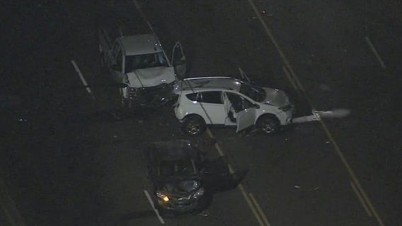 5-car crash in Glendale seriously injures woman, shuts down roads