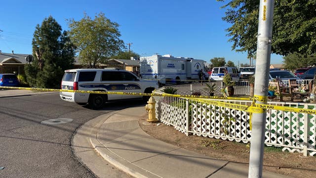 Relative finds 2 dead, another shot at Phoenix home and calls police: authorities