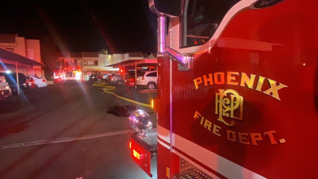 Family not hurt after fire burns Maryvale apartment