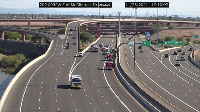 Wrong-way driver hits trooper's vehicle, 2 other cars on Loop 202; 1 dead