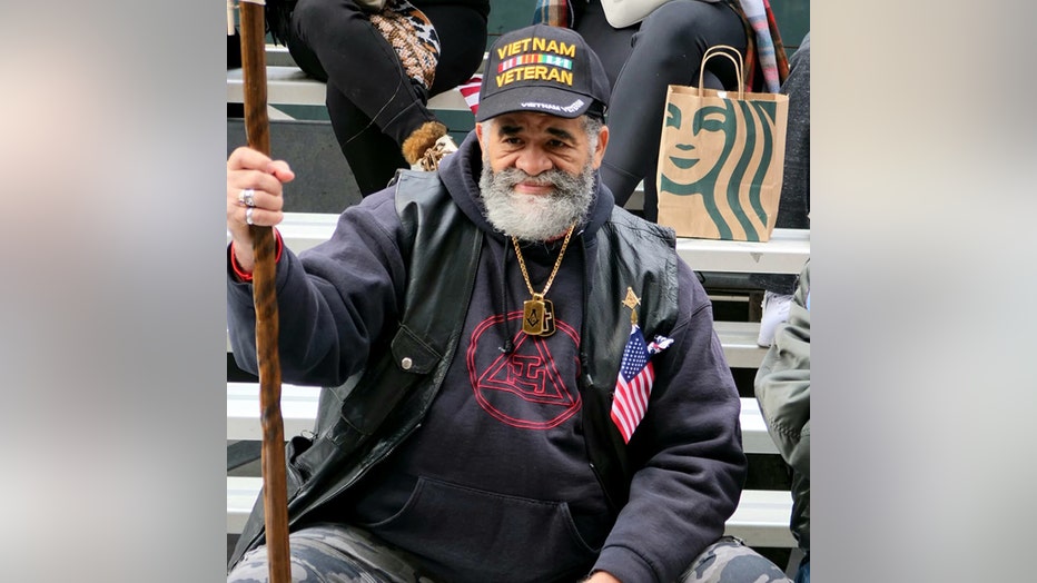 GRELLER_VETERANS_DAY_PARADE_2.jpg