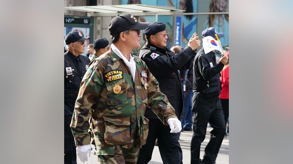 GRELLER_VETERANS_DAY_PARADE_3.jpg