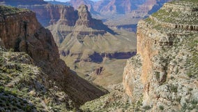 Grand Canyon gets $27.5 million federal grant for greener shuttle buses