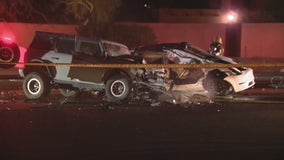 Woman dead following crash in Paradise Valley, authorities say