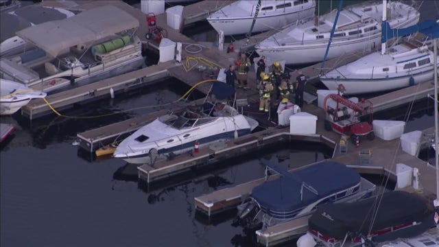 Person killed in Lake Pleasant boat fire: authorities