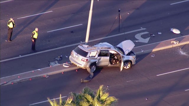 Child dies following 2-car crash, Gilbert Police say