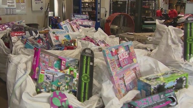 Arizona Builder's Alliance holds holiday toy drive