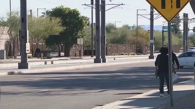 17-year-old teen shot, killed in north Phoenix; no arrests made