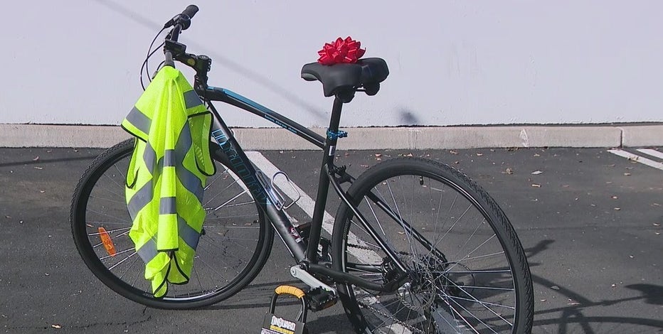 'I feel loved': Phoenix Safeway employee surprised with new bike for Christmas