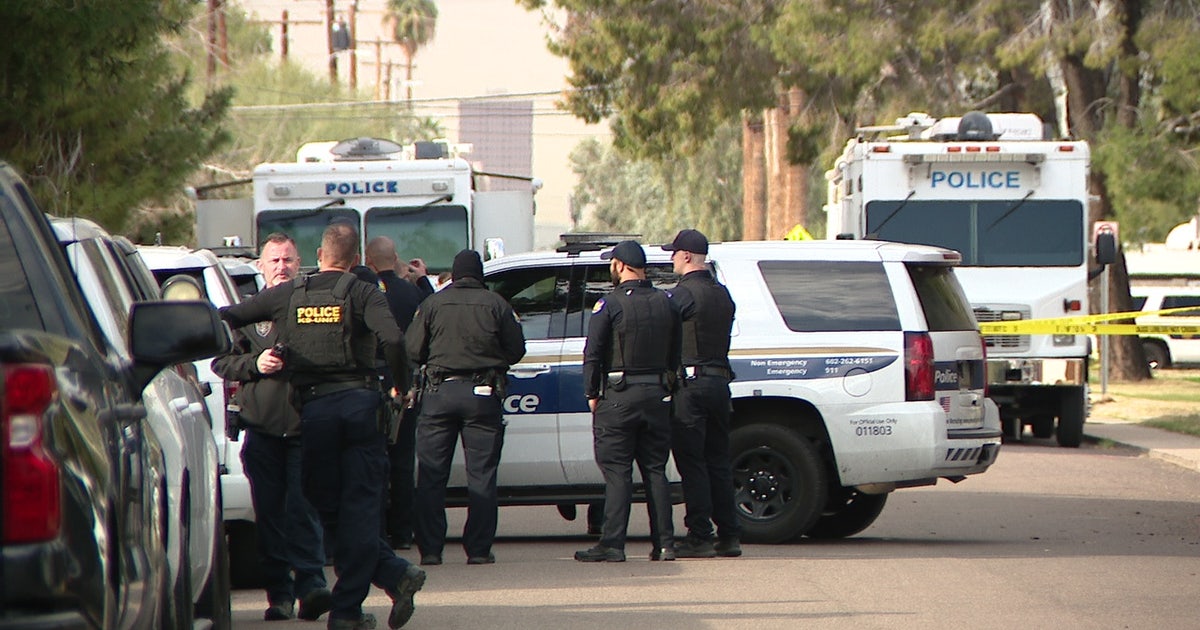 Man dead following shooting involving 2 police officers in Phoenix ...