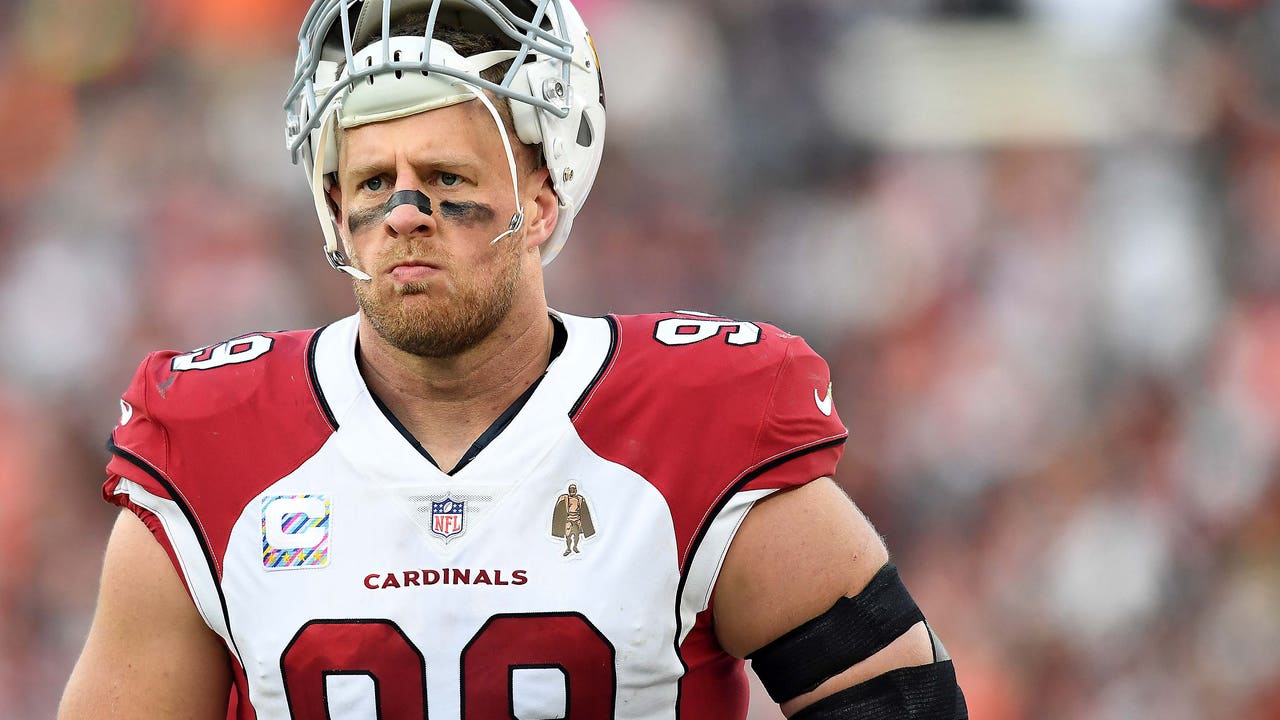 Cardinals defensive end J.J. Watt back on the field just days