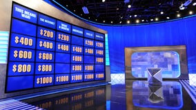 Amy Schneider 1st woman to top $1M in 'Jeopardy!' winnings