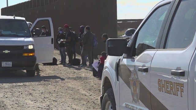 Migrant border crossings in Yuma up 2000% since 2020, putting strain on agents, hospitals