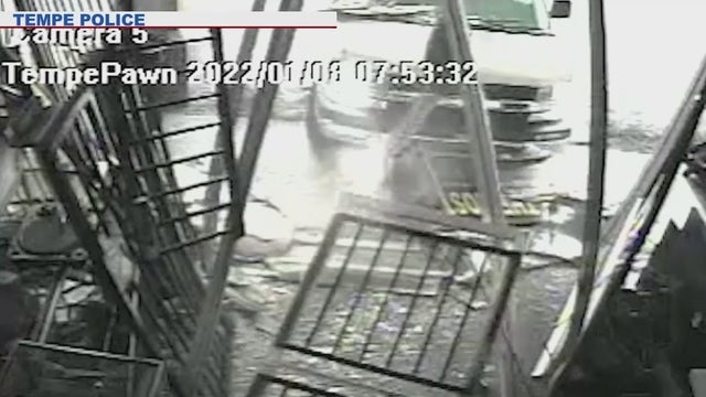 Hot Sauce and Pepper theft turns into smash and grab at Tempe pawn shop in twist of events