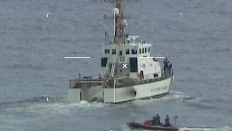 476f45e2-coast-guard-search-for-migrants.jpg