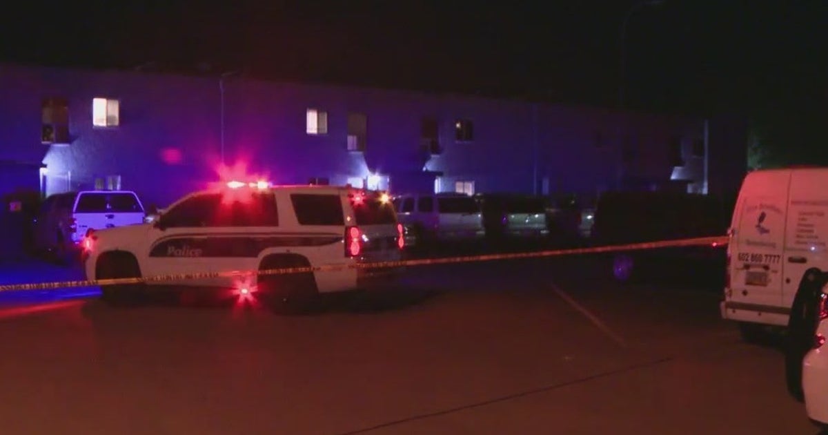 Woman fatally shot at west Phoenix apartment, no arrests made | FOX 10 ...