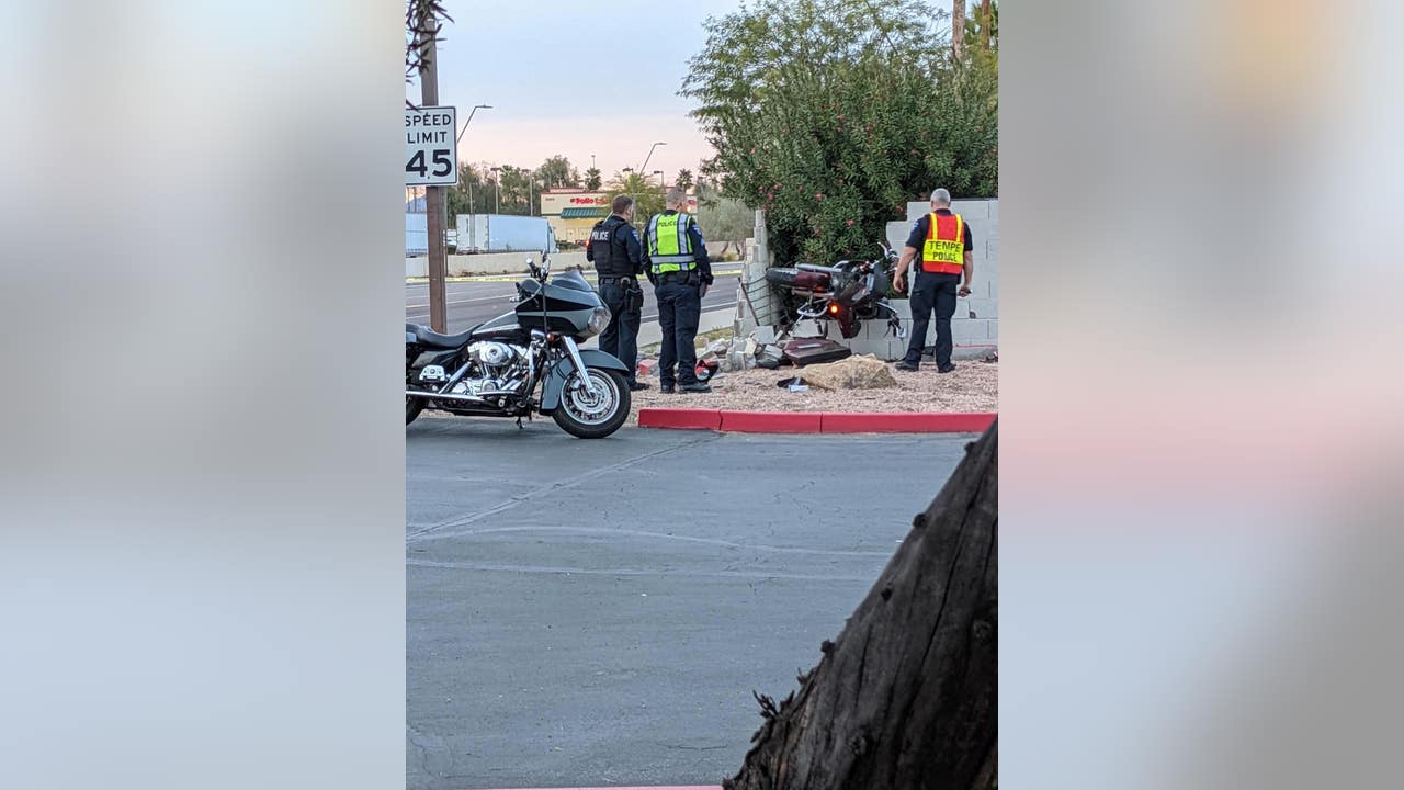 Tempe motorcyclist crashes into wall: Passenger killed, driver critically injured - Vimarsana News
