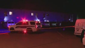 Woman fatally shot at west Phoenix apartment, no arrests made