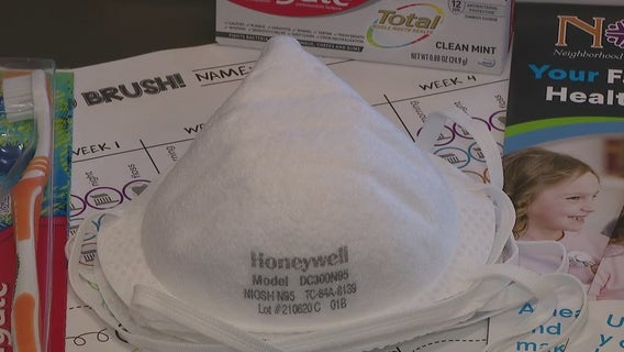 Maricopa County health centers offer free N95 masks, COVID-19 test kits