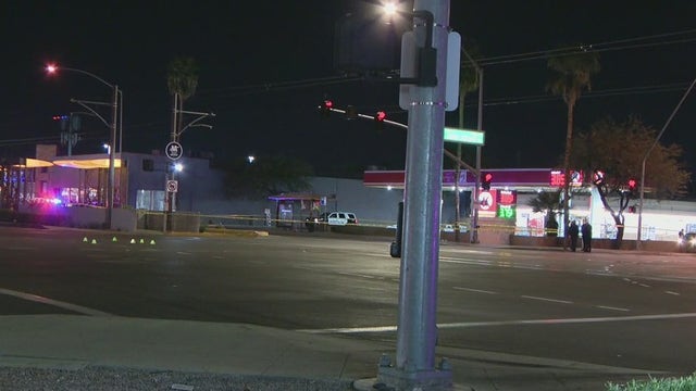 Suspect killed by Mesa police after reportedly shooting toward a McDonald's