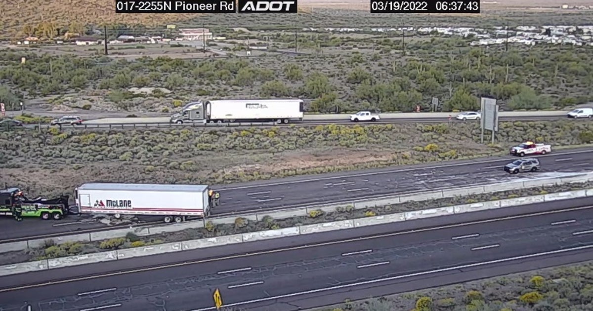 Interstate 17 southbound reopens at Pioneer Road after crash in north ...