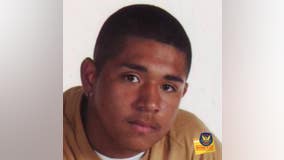 Suspect who killed Phoenix teen in 2007 still on the loose as police ask for public's help