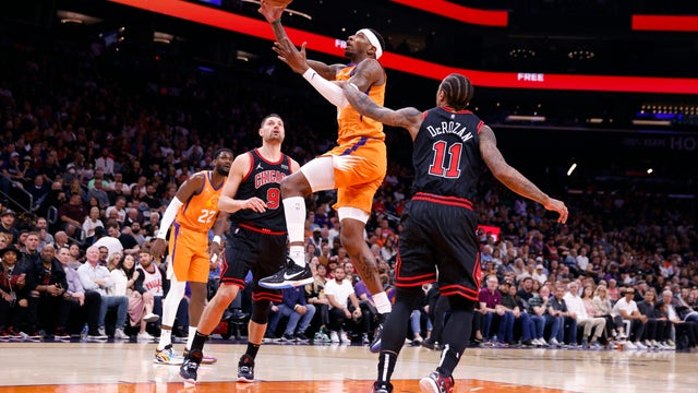 Suns rout Bulls, move closer to wrapping up top spot in NBA