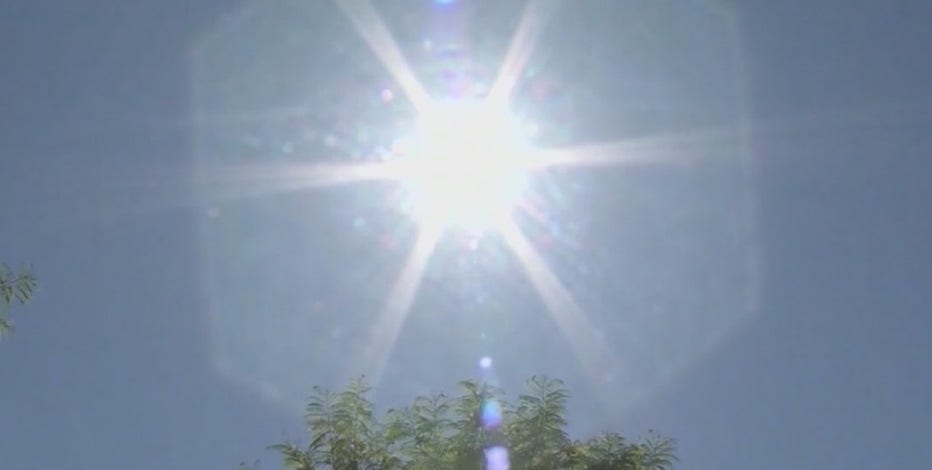 Record-breaking heat across Arizona draws crowds to waterparks, away from hikes