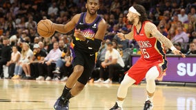 "Classic Chris" stellar down stretch, Suns beat Pels 110-99