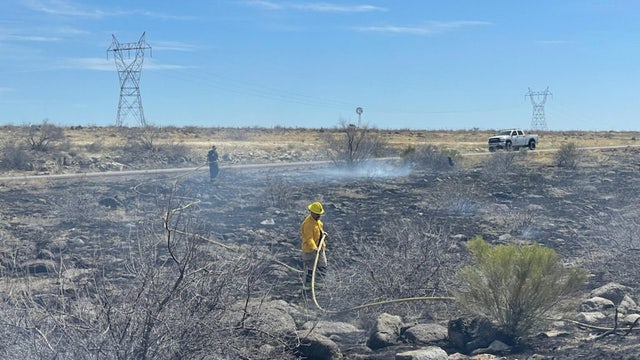 Brush fire near I-17 and Sunset Point: Southbound lanes reopen, ADOT says