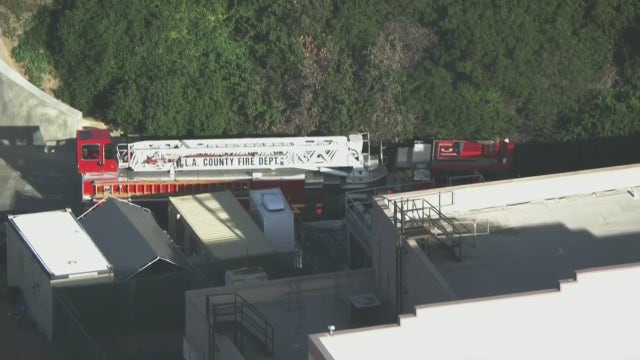 Nearly dozen people stuck on ride for 2 hours at Universal Studios Hollywood