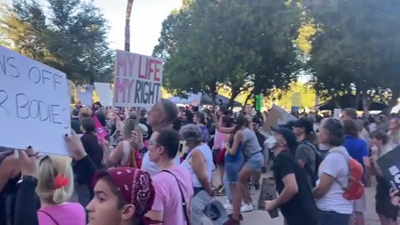 ‘Bans Off Our Bodies’ demonstration at Arizona Capitol brings out pro-choice, pro-life supporters