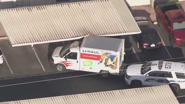 Stolen U-Haul truck crashes in Tempe apartment parking lot, 2 in custody: police