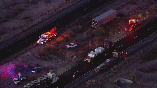 2 tractor-trailers, SUV crash in Tonopah, injuring several, DPS says