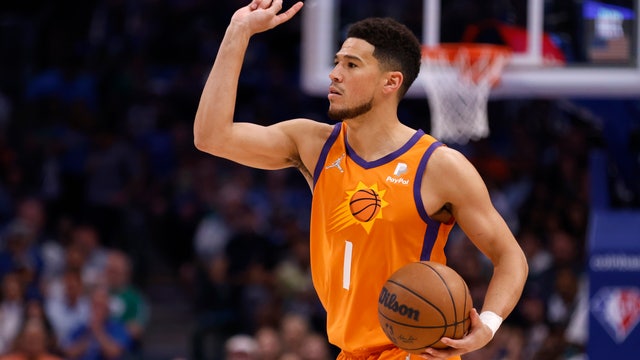 Doncic, Mavs beat foul-plagued Paul, Suns to even series 2-2