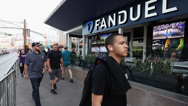 Gamblers bet $492M in February, Arizona gets $670,000 in tax