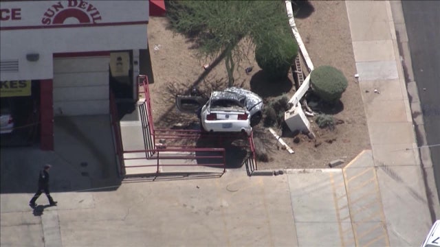 Police: Speed a factor in deadly Phoenix crash