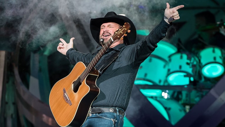 Garth Brooks1