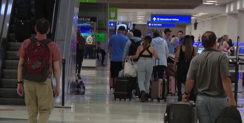 ICE agents to deploy to major airports to cover TSA staffing shortages