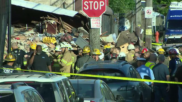 Philadelphia firefighter dead, 5 rescued after building collapse in Fairhill fire