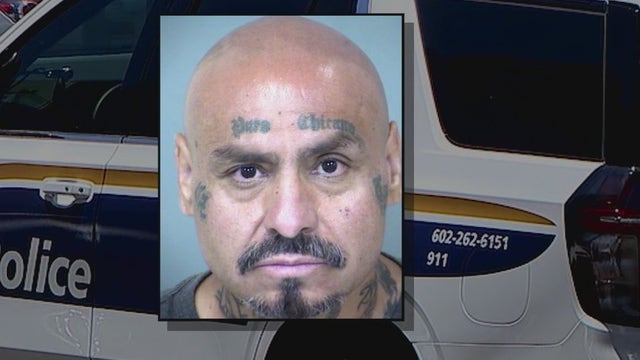 Phoenix man exposed, touched himself in front of teens: police