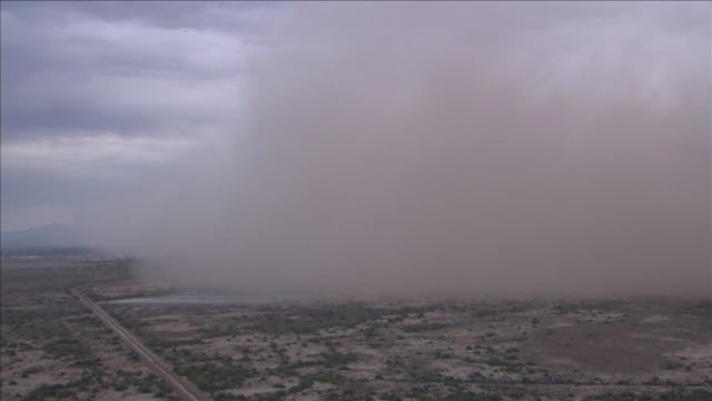 1st dust storm of 2022 monsoon season hits parts of Phoenix area
