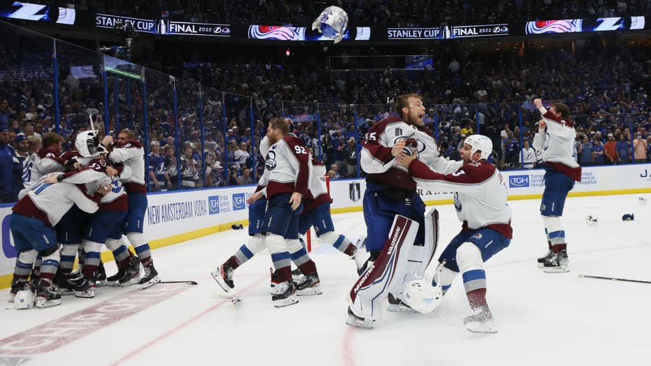 Avalanche defeat Lightning for Stanley Cup title in Game 6 - Los