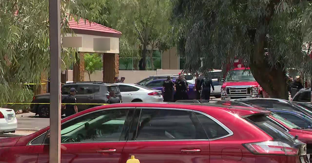 Police investigating shooting at Tempe strip mall that injured 2 people ...