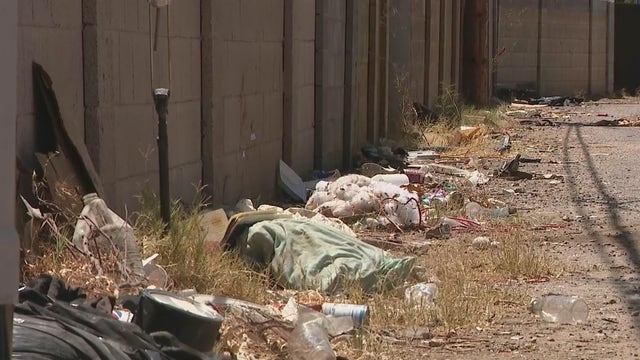 Newborn baby found dead in Phoenix, police investigating