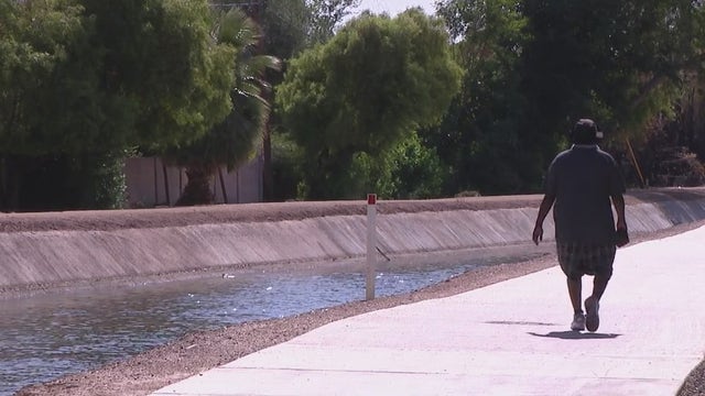 Some of the unhoused in Phoenix are putting themselves in harm's way to stay cool