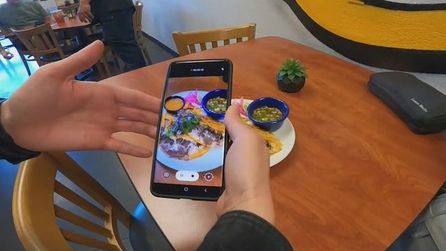 How social media influencers bring business to Phoenix area restaurants