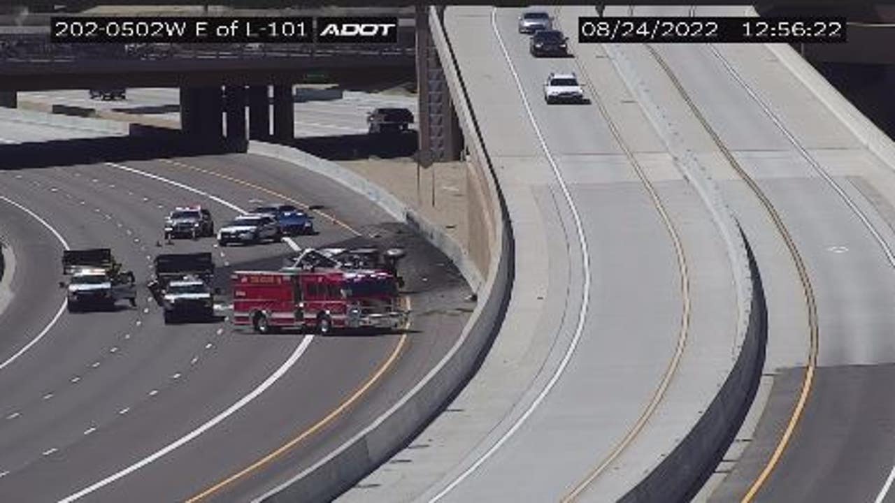 Loop 202 In Chandler Reopens After Truck Blows Tire, Crashes Into Wall ...