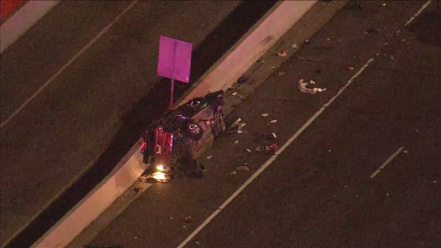 Crash on I-17 in north Phoenix leaves teen dead, 5 seriously injured