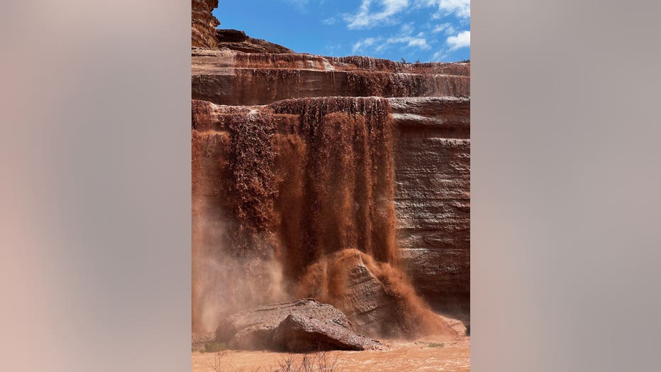 We truly have everything here in Arizona: the deserts, forests in the high country, and waterfalls that look amazing! Thanks Lisa Moore for sharing this photo with us all!